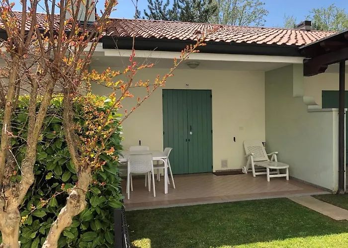 아파트 Villaggio Ca' Del Pino *